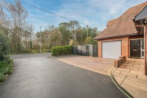 Photo 1- click for photo gallery